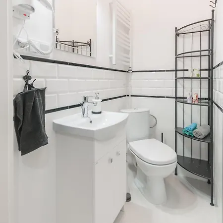 Room, Aleja Niepodleglosci 148, Center, Sgh, Pole Mokotowskie شقة *